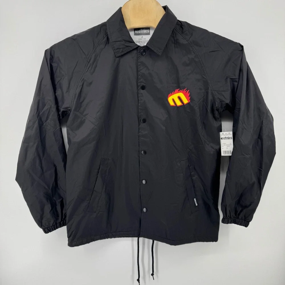 Etnies Santa Cruz SC Flame‎ Coaches Jacket Mens Small Black Nylon 4137000975 NEW